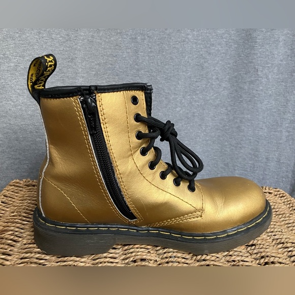 Shiny Gold Dr Martens in great condition - Youth Size 3 - lace & zip up - Picture 6 of 13